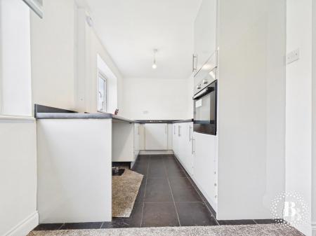 2 bedroom Semi-detached house to let in Burns Road, Dinnington, Sheffield, S25