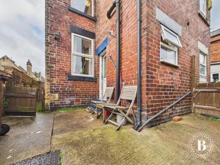 2 bedroom End of terrace house to let in Norris Road, Malin Bridge, Sheffield, S6