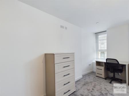 1 bedroom Apartment to let in Fargate, City Centre, Sheffield, S1