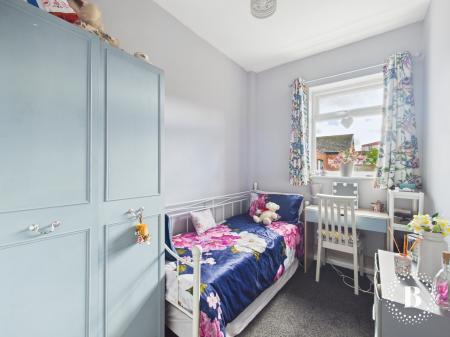 3 bedroom Terraced House for sale in Clough Road, City Centre, Sheffield, S1