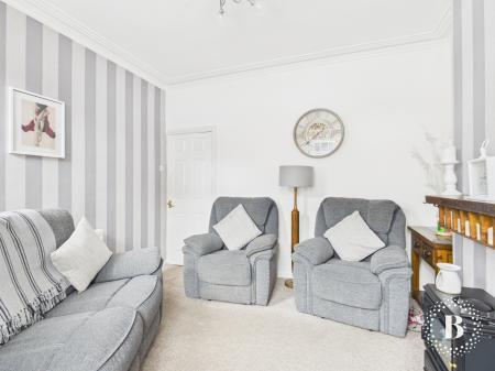 3 bedroom Terraced House for sale in Clough Road, City Centre, Sheffield, S1