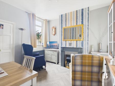 3 bedroom Terraced House for sale in Clough Road, City Centre, Sheffield, S1