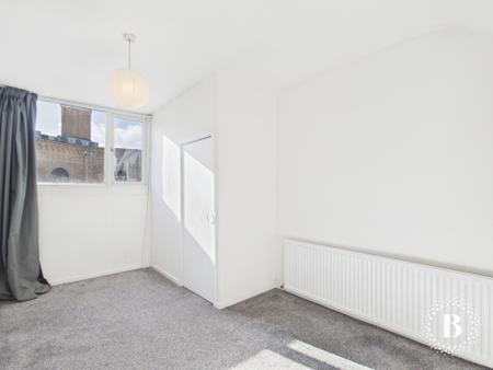 3 bedroom Terraced House to let in Glover Road, Lowfield, Sheffield, S8