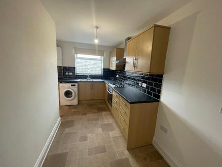 2 bedroom Flat to let in Tansley Street, Wincobank, Sheffield, S9