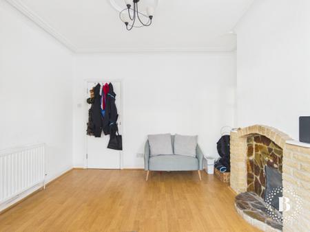 3 bedroom Terraced House for sale in Chippinghouse Road, Sharrow, Sheffield, S8