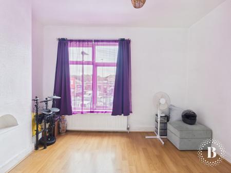 3 bedroom Terraced House for sale in Chippinghouse Road, Sharrow, Sheffield, S8
