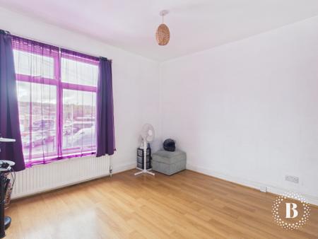 3 bedroom Terraced House for sale in Chippinghouse Road, Sharrow, Sheffield, S8