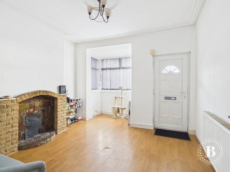 3 bedroom Terraced House for sale in Chippinghouse Road, Sharrow, Sheffield, S8
