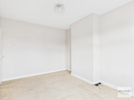 3 bedroom Semi-detached house to let in Hastilar Road South, Richmond, Sheffield, S13