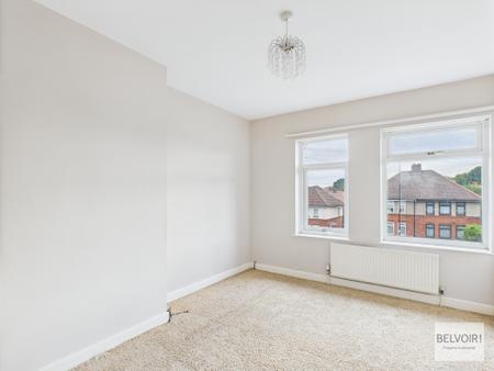 3 bedroom Semi-detached house to let in Hastilar Road South, Richmond, Sheffield, S13