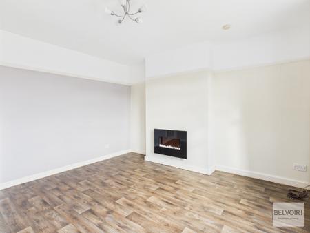3 bedroom Semi-detached house to let in Hastilar Road South, Richmond, Sheffield, S13