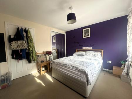 1 bedroom Flat for sale in Barnum Court, Swindon, SN2