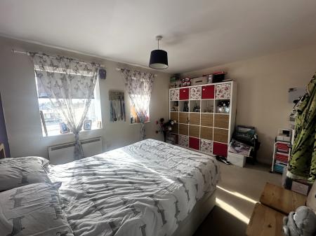 1 bedroom Flat for sale in Barnum Court, Swindon, SN2