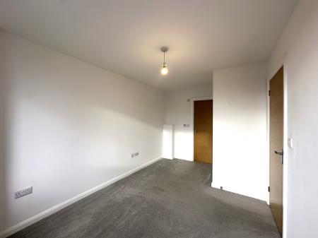 1 bedroom Apartment for sale in Bentham Close, Swindon, SN5