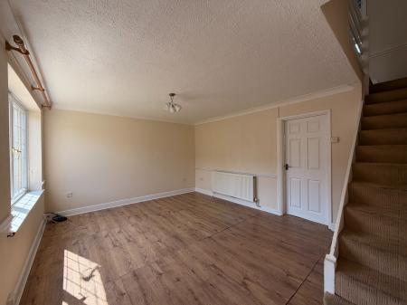 3 bedroom Terraced House for sale in Ridge Nether Moor, Swindon, SN3