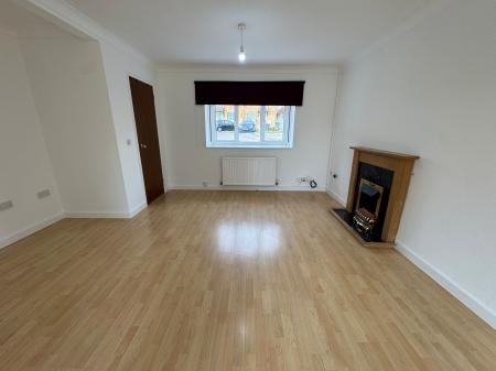 3 bedroom Semi-detached house for sale in Orchard Mead, Royal Wootton Bassett, SN4