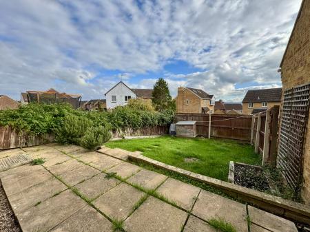 3 bedroom Semi-detached house for sale in Orchard Mead, Royal Wootton Bassett, SN4