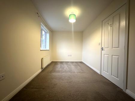 2 bedroom Terraced House for sale in Ulysses Road, Oakhurst, Swindon, SN25