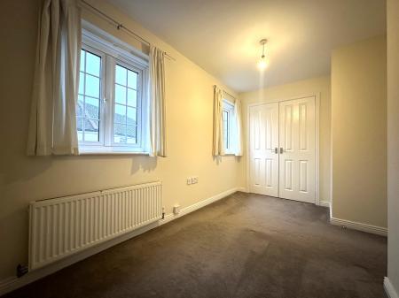 2 bedroom Terraced House for sale in Ulysses Road, Oakhurst, Swindon, SN25