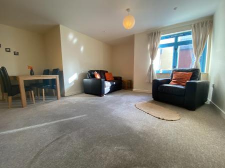 1 bedroom Flat for sale in Wellington Street, Central, Swindon, SN1