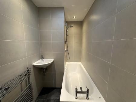 4 bedroom Link detached house for sale in Cameron Close, Stratton St Margaret, Swindon, SN3