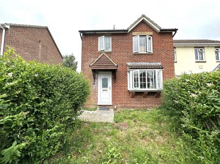 3 bedroom Semi-detached house for sale in Goldsborough Close, Eastleaze, Swindon, SN5