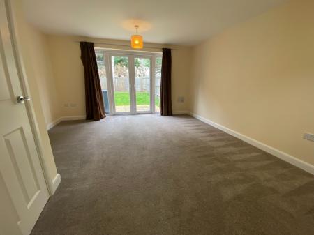 2 bedroom Semi-detached house to let in Culverhouse Road, Swindon, SN1