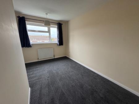 3 bedroom Semi-detached house to let in Icomb Close, Toothill, Swindon, SN5