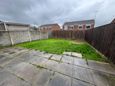 3 bedroom Semi-detached house to let in Icomb Close, Toothill, Swindon, SN5