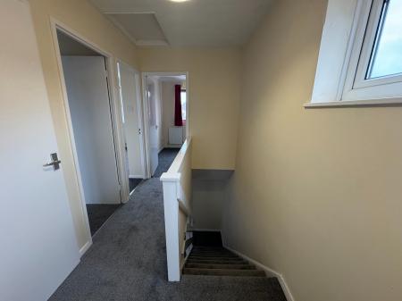3 bedroom Semi-detached house to let in Icomb Close, Toothill, Swindon, SN5
