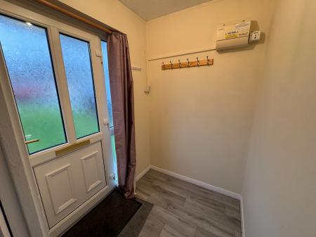 3 bedroom Semi-detached house to let in Icomb Close, Toothill, Swindon, SN5