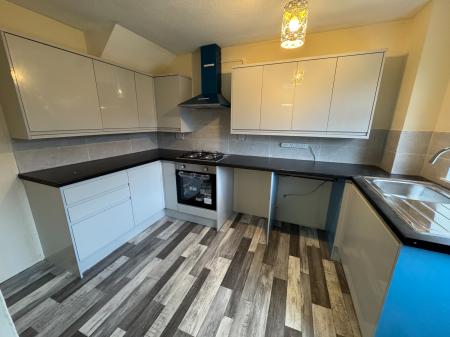 3 bedroom Semi-detached house to let in Icomb Close, Toothill, Swindon, SN5