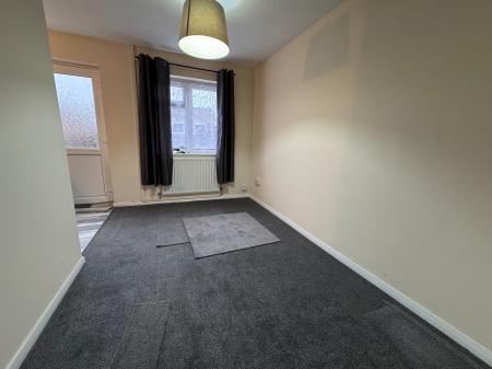 3 bedroom Semi-detached house to let in Icomb Close, Toothill, Swindon, SN5