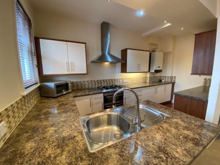 2 bedroom Apartment to let in Lincoln Street, Swindon, SN1