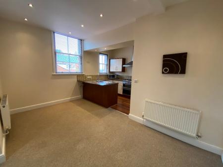 2 bedroom Apartment to let in Lincoln Street, Swindon, SN1