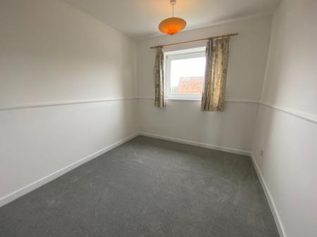 2 bedroom Flat to let in Kimmeridge Close, Swindon, SN3