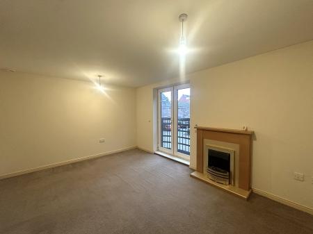 2 bedroom Flat for sale in Saltash Road, Swindon, SN2
