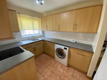 2 bedroom Flat to let in Linslade Street, Rodbourne, Swindon, SN2