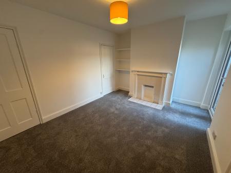 2 bedroom Terraced House to let in Omdurman Street, Swindon, SN2