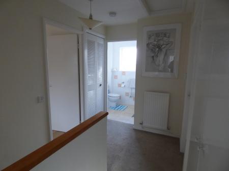 2 bedroom Flat to let in Foxwood, Westlea, Swindon, SN5