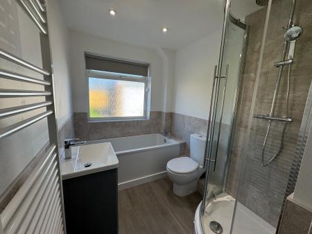 3 bedroom Bungalow to let in Fitzmaurice Close, Covingham, Swindon, SN3