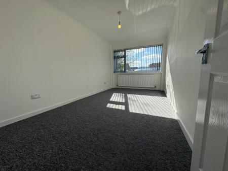 3 bedroom Bungalow to let in Fitzmaurice Close, Covingham, Swindon, SN3