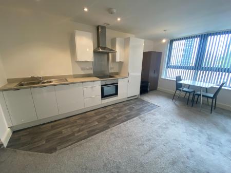 1 bedroom Studio flat to let in 19 Fleming Way, Town Centre, Swindon, SN1