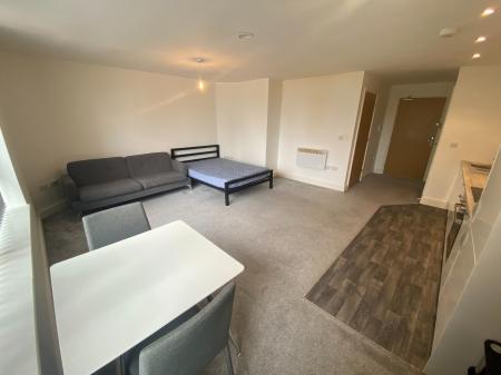 1 bedroom Studio flat to let in 19 Fleming Way, Town Centre, Swindon, SN1