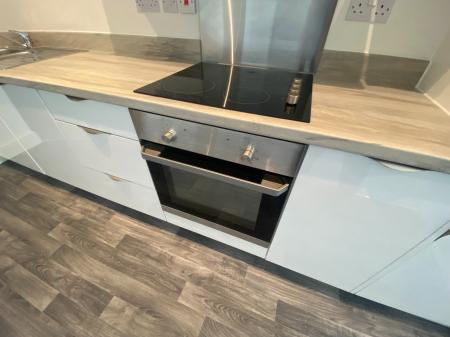 1 bedroom Studio flat to let in 19 Fleming Way, Town Centre, Swindon, SN1