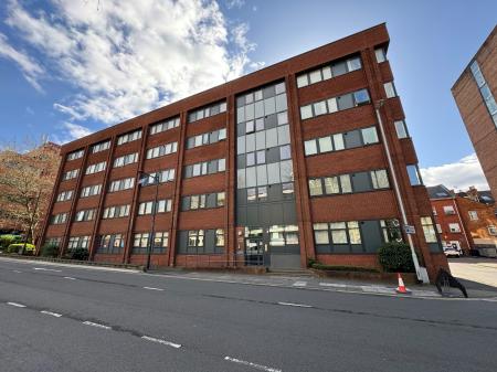 1 bedroom Studio flat to let in Electra House, Farnsby Street, Central, Swindon, SN1