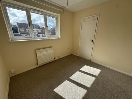 2 bedroom Terraced House to let in Wakefield Close, Swindon, SN5