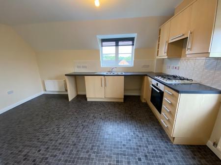 2 bedroom Flat to let in Maybold Crescent, Haydon End, Swindon, SN25