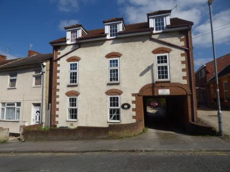 Eastcott Farm House, Eastcott Hill, Old Town, Swindon, SN1
