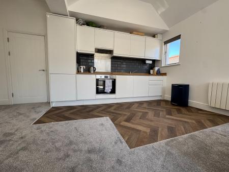 2 bedroom Apartment to let in Catherine Street, Town Centre, Swindon, SN1